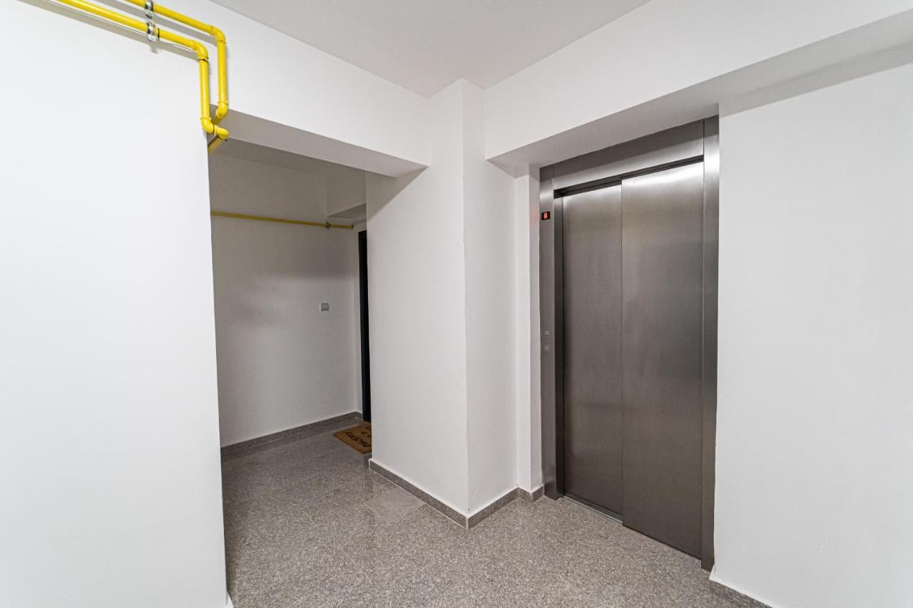 Apartament Delux باكاو المظهر الخارجي الصورة